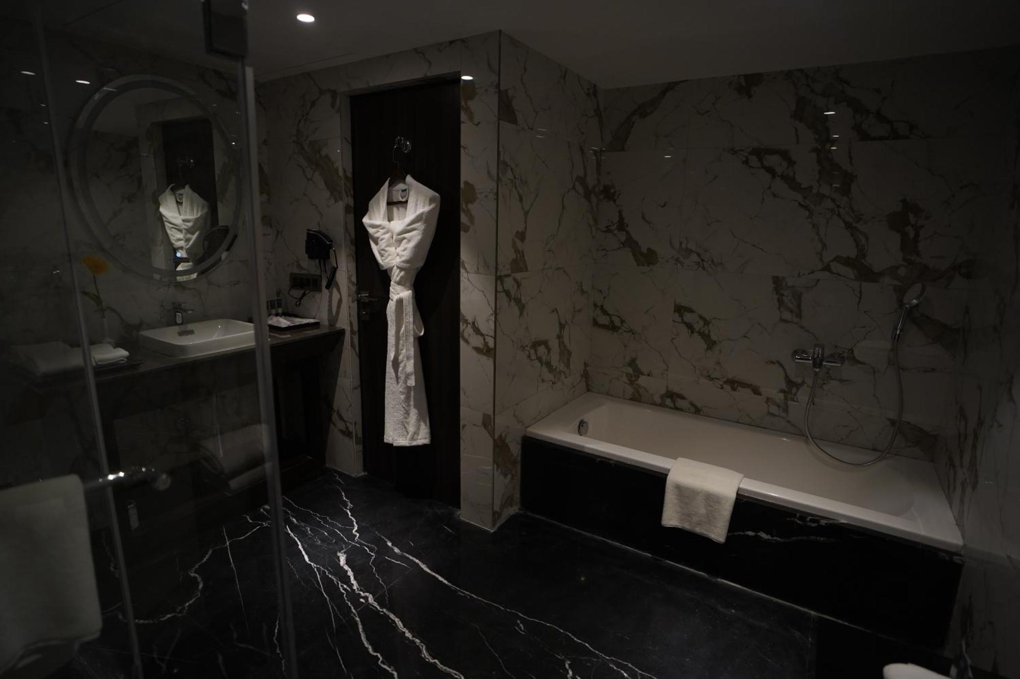 Hotel Soot Колката Екстер'єр фото