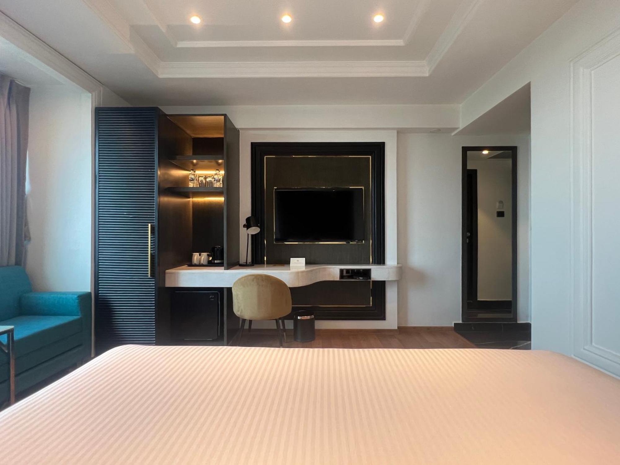 Hotel Soot Колката Екстер'єр фото