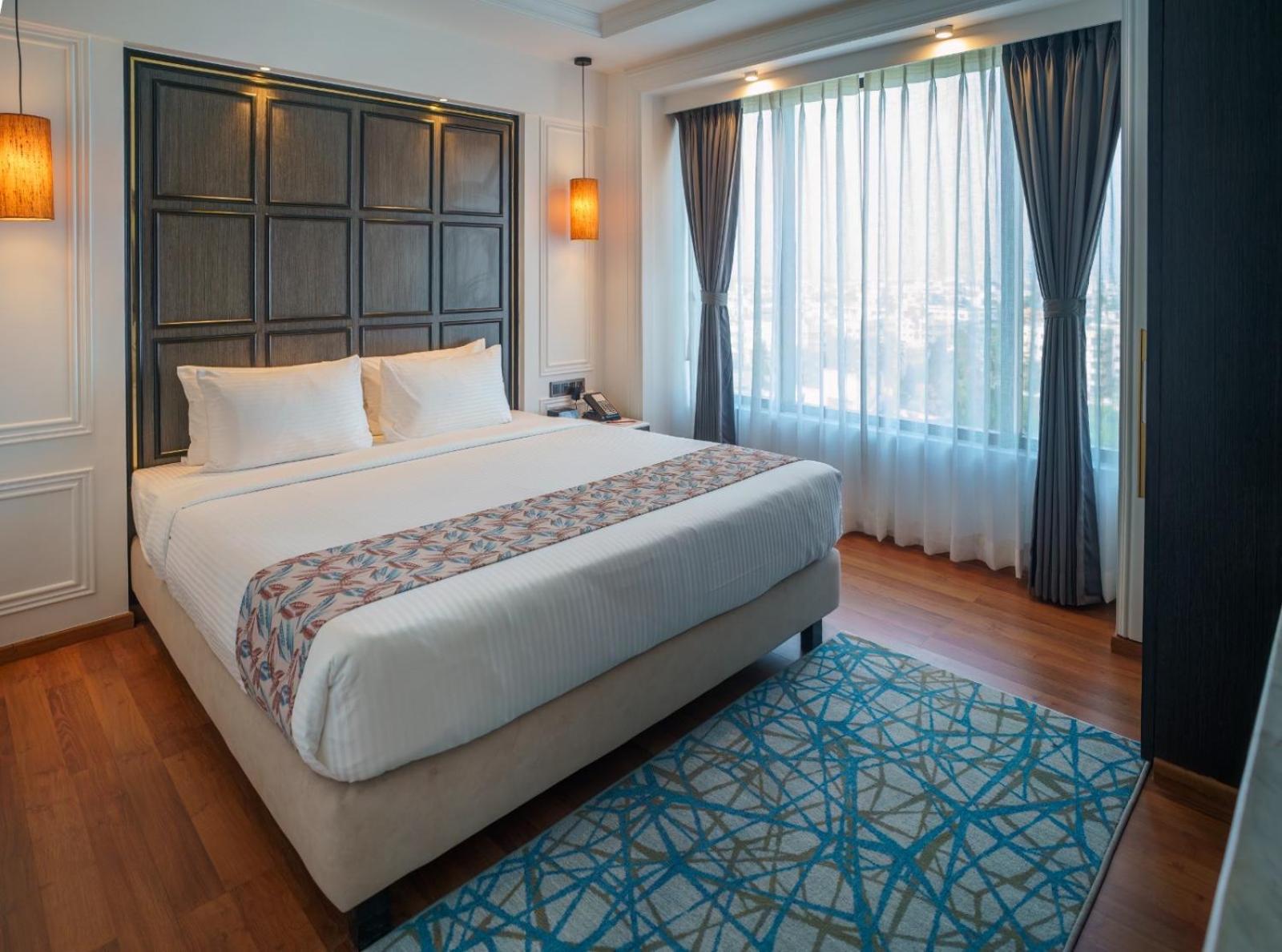 Hotel Soot Колката Екстер'єр фото