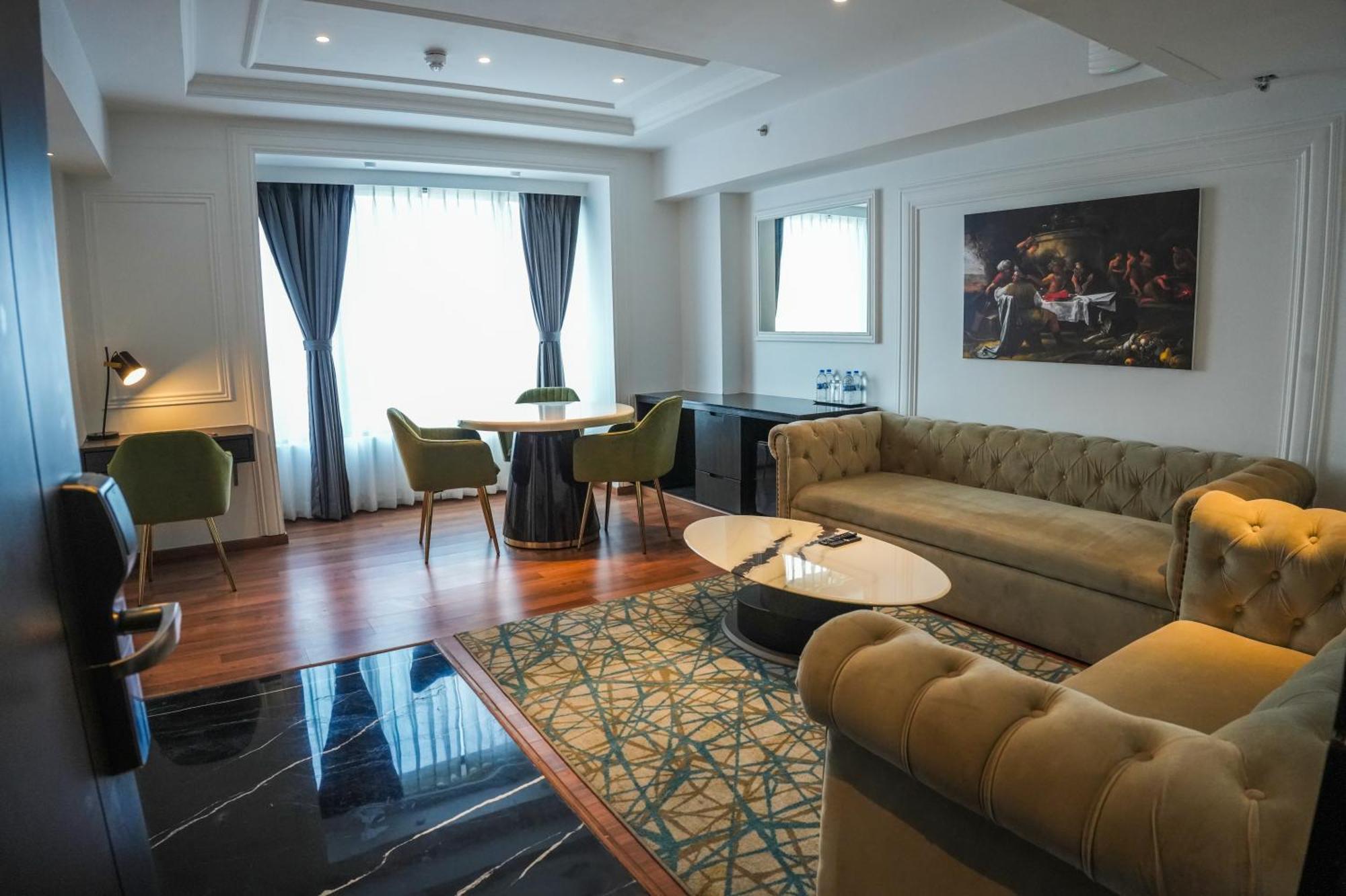 Hotel Soot Колката Екстер'єр фото