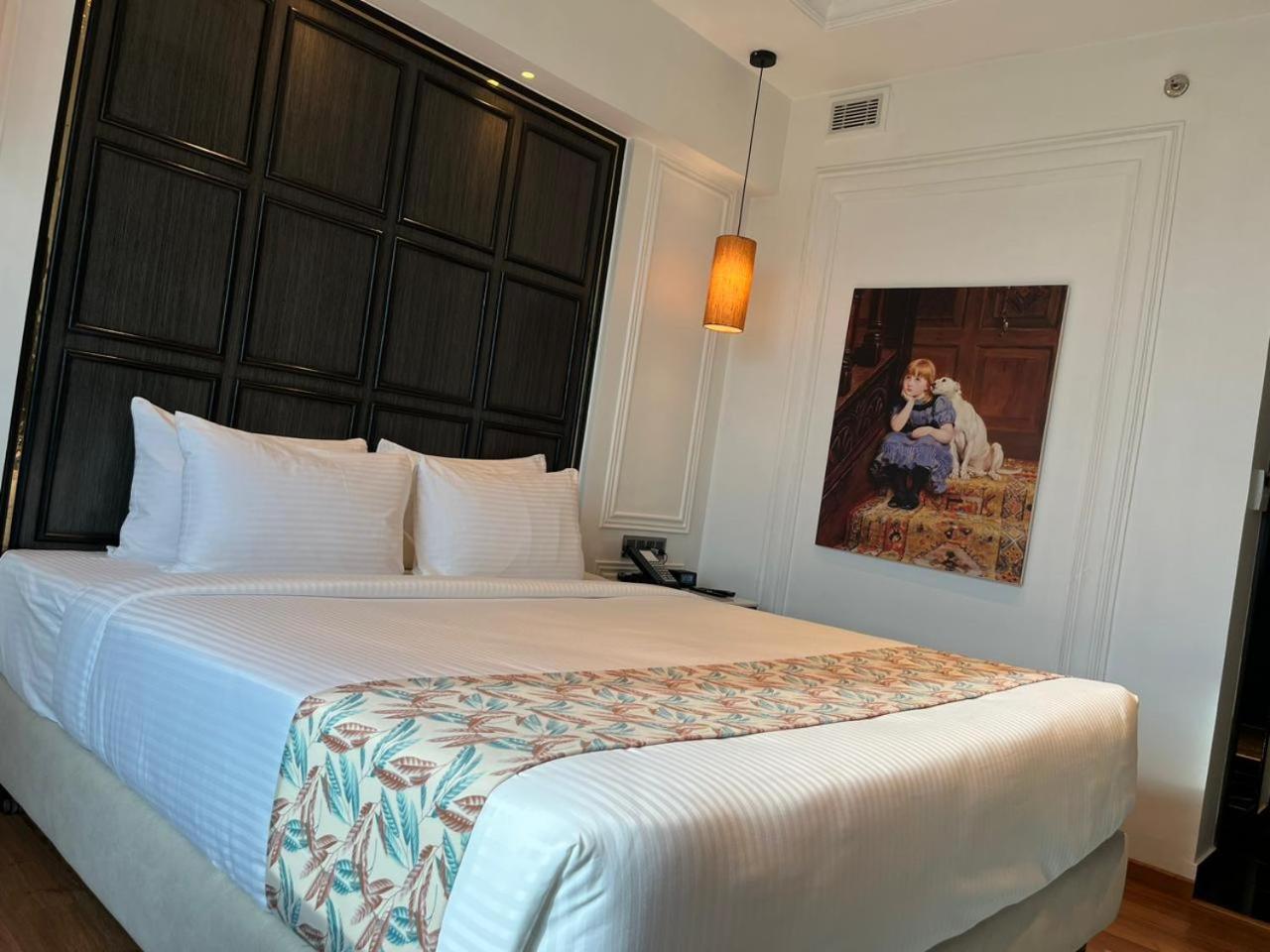 Hotel Soot Колката Екстер'єр фото